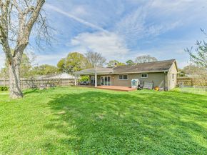 10902 Braewick Drive, Houston TX 77096