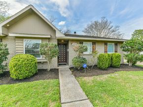 10902 Braewick Drive, Houston TX 77096