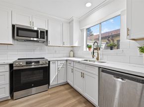 724 Country Place Drive E, Houston TX 77079