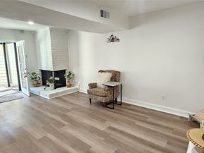 724 Country Place Drive E, Houston TX 77079