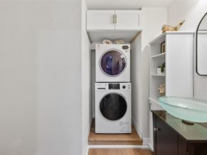 724 Country Place Drive E, Houston TX 77079