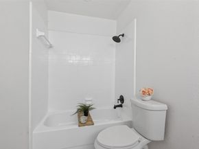 724 Country Place Drive E, Houston TX 77079