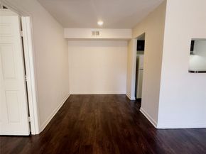 8100 Creekbend Drive 157, Houston TX 77071