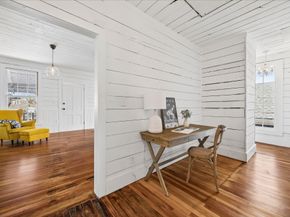 1812 Kane Street, Houston TX 77007