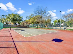 7906 Duncansby Vale Road, Houston TX 77095