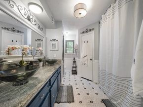 14014 Locke Lane, Houston TX 77077