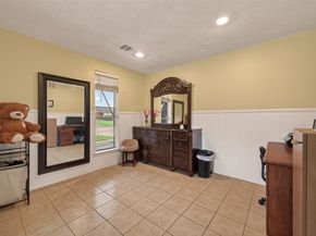 635 Coolwood Drive, Houston TX 77013