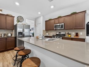 19043 Pinewood Grove Trail, New Caney TX 77357