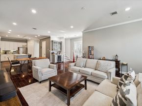 1047 W 17th Street, Houston TX 77008