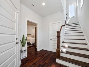 1047 W 17th Street, Houston TX 77008
