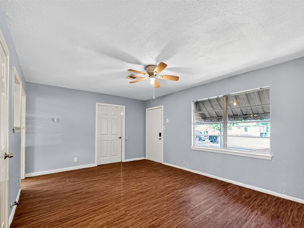 10106 Sierra Drive, Houston TX 77051