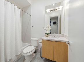 1405 Vermont Street A, Houston TX 77006