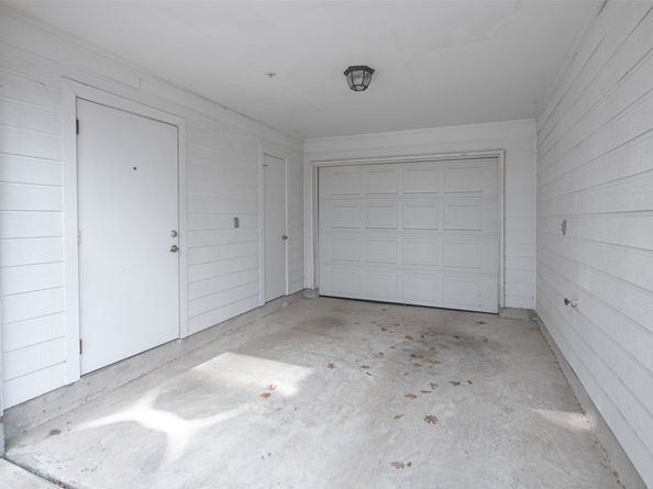 202 Mcgowen Street F, Houston TX 77006