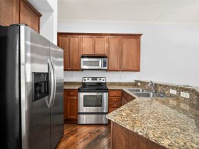 202 Mcgowen Street F, Houston TX 77006