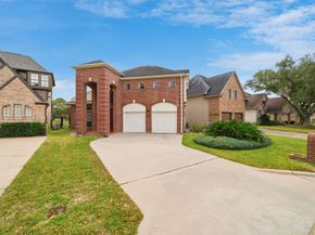 14519 Sandalfoot Street, Houston TX 77095