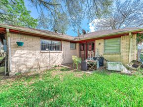 5011 Brisbane Drive, Houston TX 77048