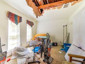 5011 Brisbane Drive, Houston TX 77048