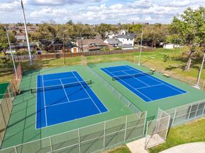 6603 Grovewood Lane, Houston TX 77008