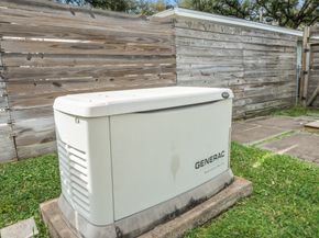 6603 Grovewood Lane, Houston TX 77008