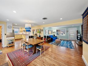 6603 Grovewood Lane, Houston TX 77008