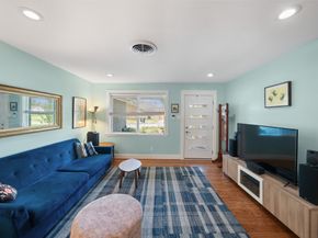 6603 Grovewood Lane, Houston TX 77008