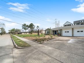 6603 Grovewood Lane, Houston TX 77008