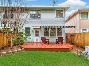 35 Ledgestone Place, The Woodlands TX 77382