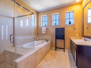 10929 Upland Park, Houston TX 77043