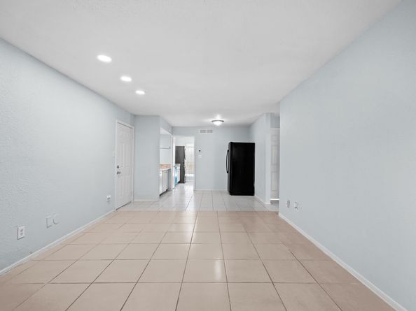 8405 Wilcrest Drive 2211, Houston TX 77072