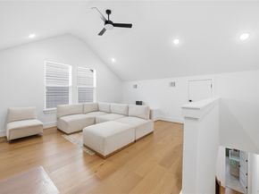 2108 Beall Street, Houston TX 77008