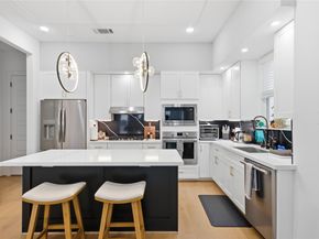 2108 Beall Street, Houston TX 77008