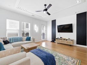 2108 Beall Street, Houston TX 77008