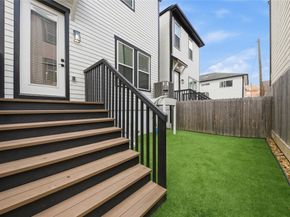 2108 Beall Street, Houston TX 77008