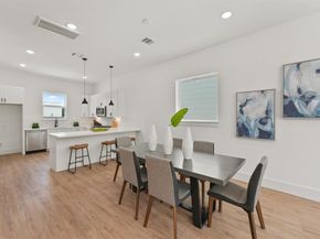 1207 Cavalcade Street B, Houston TX 77009