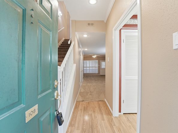 2232 S Piney Point Road 108, Houston TX 77063