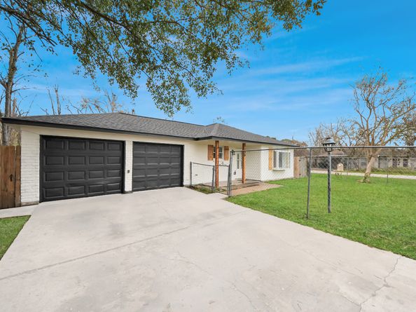 1139 Hartwick Road, Houston TX 77037