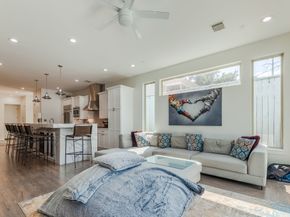 2124 Banks Street, Houston TX 77098