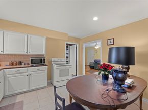 6834 Leader Street, Houston TX 77074