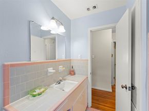 6834 Leader Street, Houston TX 77074