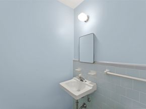 6834 Leader Street, Houston TX 77074