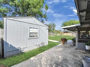 1226 Stonecrest, Houston TX 77018