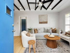 1226 Stonecrest, Houston TX 77018