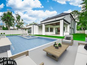 207 W 33rd Street, Houston TX 77018