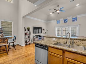 2835 Clinton Drive, Houston TX 77020