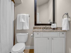 2835 Clinton Drive, Houston TX 77020