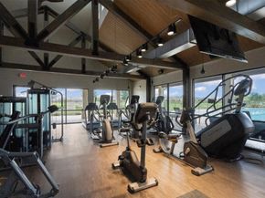 9904 Smokehouse Silo Lane, Houston TX 77080