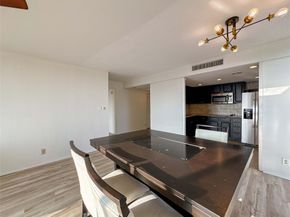 2016 Main Street 1502, Houston TX 77002