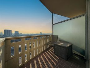 2016 Main Street 1502, Houston TX 77002