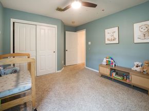 14 N Flickering Sun Circle, The Woodlands TX 77382