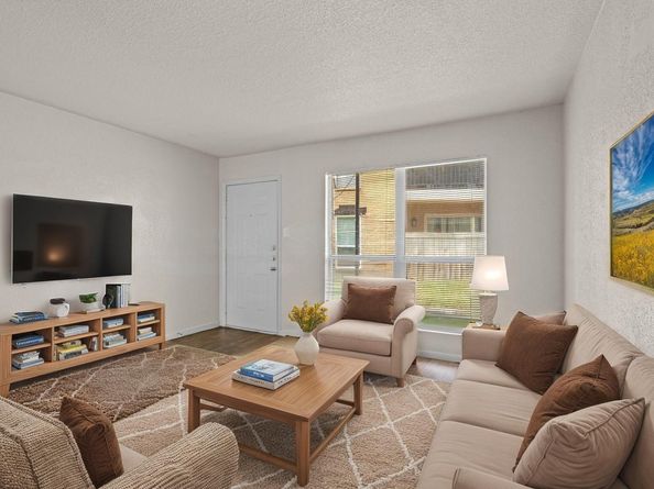 8100 Creekbend Drive 131, Houston TX 77071